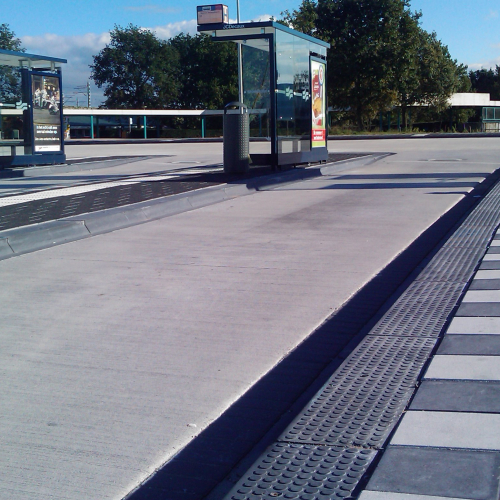 Busstation Holendrecht 2.jpg