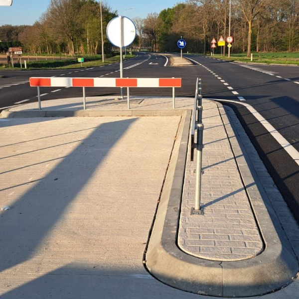 Maria Hoop n247 1.jpg